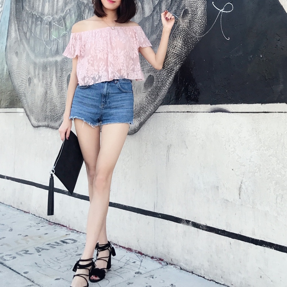 Cute offshoulder crop lace top